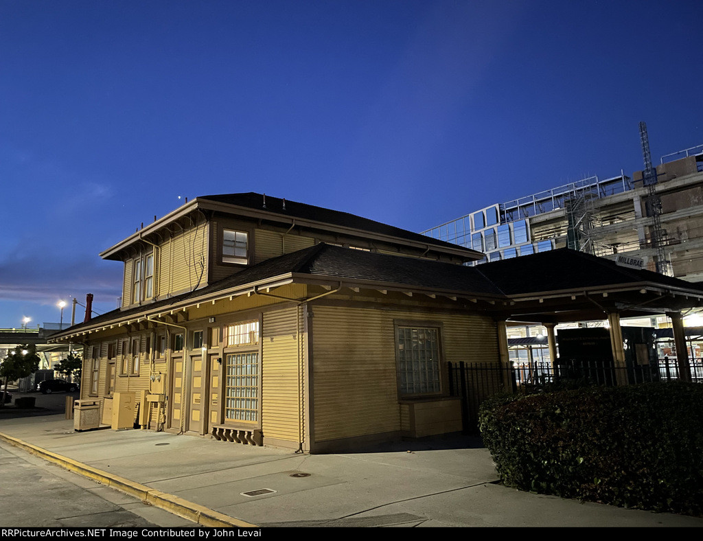 Former SP Millbrae Station